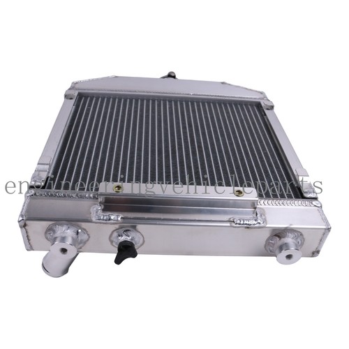 For Kubota B7100HST-E B7100HST-DT B6100HST-DT B7100 B6100 Radiator 15553-72060 - Picture 3 of 14