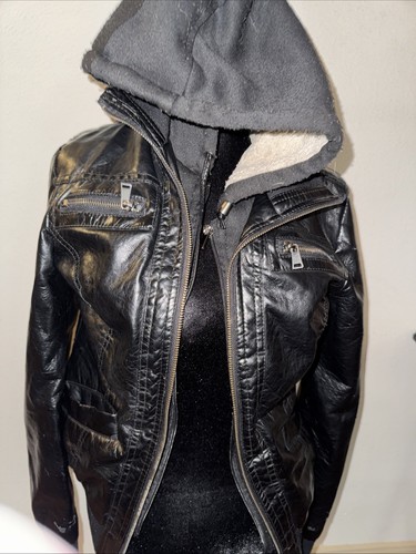 Giacca Charlotte Russe media con cappuccio manica lunga zip biker poliestere (sporca) - Foto 2 di 13