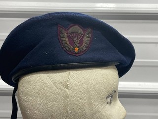 Theater Made Vietnam war Blue beret ARVN Airborne w Bullion Patch Special Forces