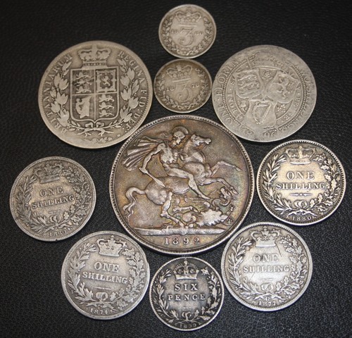 1860 - 1896 10 x englische 92,5% Silbermünzen: 5/-, 2/6, 4 x 1/-, 6d x 3d Fine 80g