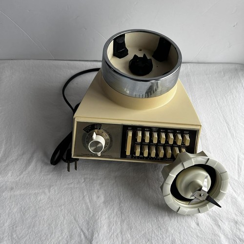 Waring Futura Series Solid State Blender Base Model 11BG159 + Blade Assembly - Picture 2 of 9