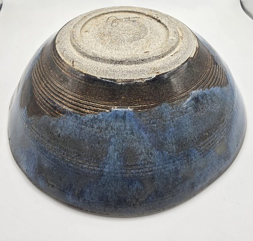 Beautiful SIGNED Handmade Art Pottery Glazed Blue Bowl with Accents - Picture 7 of 13