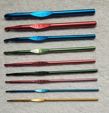Pre-owned Metal Set of 9 Boye Crochet Hooks D,E,F,G,H,I,J,K, and N