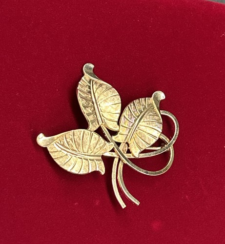 Van Dell 1/20 12k Gold Filled Swirl Leaf Flower Pin Brooch - Picture 1 of 9