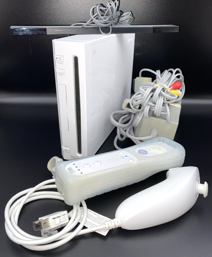 Nintendo Wii RVL-001 (USA) Console - White w/ Controller, Sensor, A/C, A/V Cable