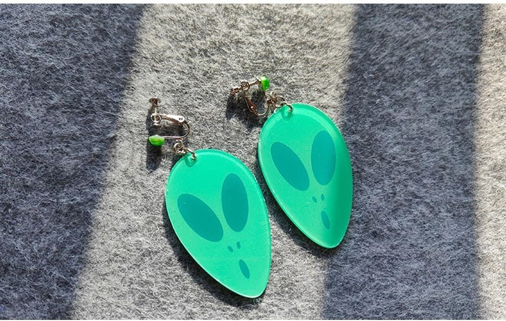 Dan dadan Momo Ayase Cosplay Tools Earrings Accessories 1 Set