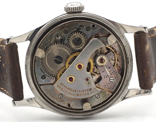 Vintage Sheffield Watch. Swiss Made. Water resistant. Runs. 17Jewels. - Picture 4 of 5