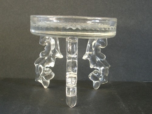 Vintage 3-Legged Clear Glass Pillar Candle Holder - Picture 2 of 8