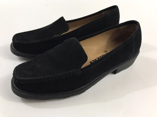 Cobbie Cuddlers womens black suede loafers size 8.5 slip on low heel Comfort
