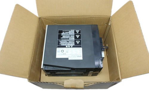 OMRON R88D-KT06F AC SERVO DRIVE - Picture 1 of 8