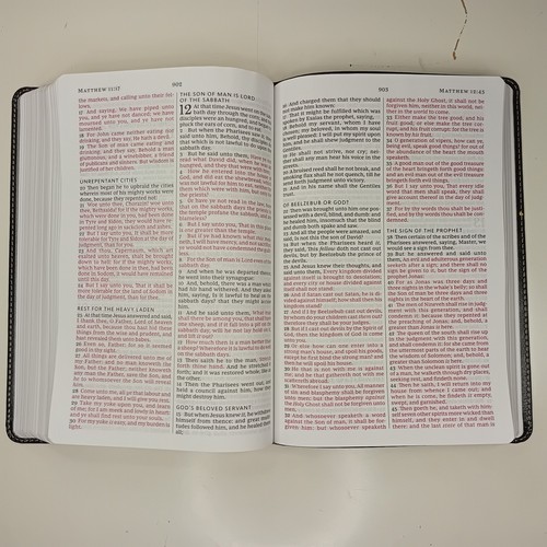 KJV Thinline Bible Large Print Leathersoft Black Red Letter Comfort Print presen - Imagen 22 de 24