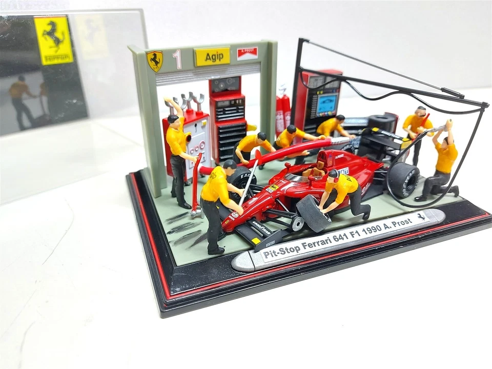 Diorama Pit Stop Ferrari 641 F1-90 #1 A. Prost Formula 1 1990 - 1/43 Artigianale - Immagine 2 di 4