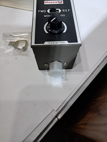 Royce Electronics Model 2-100 Wytrzymałość pola i miernik SWR. Oryginalne pudełko i instrukcja - Zdjęcie 4 z 12