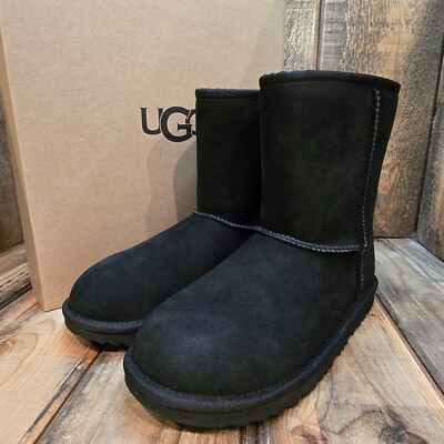 UGG CLASSIC II BOOT BLACK SUEDE SHEARLING LINED YOUTH SIZE US 6