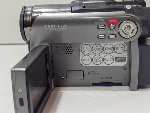 Hitachi Hybrid Camcorder HDD/DVD/SD 800x zoom - Picture 4 of 10