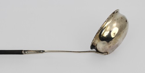 Perforadora antigua de plata maciza y ébano Macassar / cucharón Toddy - principios del siglo XIX - Imagen 5 de 7