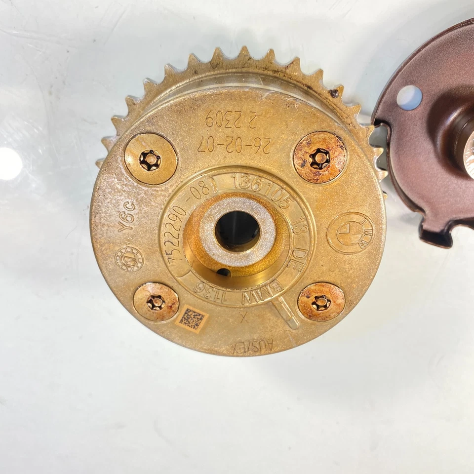 BMW 530xi 528xi 528i E60 2007-2013 árbol de levas escape de engranaje -7522290 Foto 2 de 4