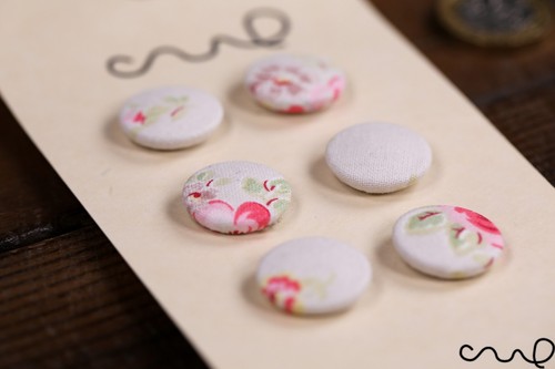 6 x Handmade Fabric Shank Button Cath Kidston Washed Rose Covered Buttons 19mm - Picture 2 of 4