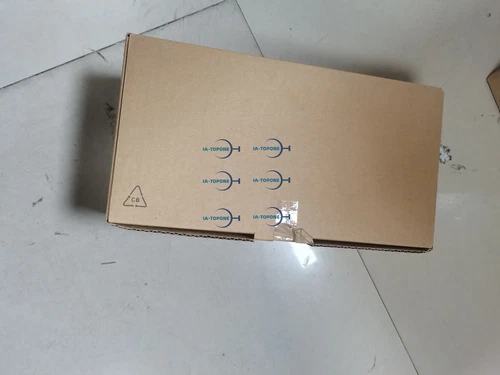 1PC New Factory Sealed R88M-1M75030T-BS2 Omron in Stock Free Shipping