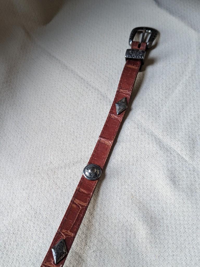 Vintage Western Concho Leather Belt • Made in USA • Croc‑Embossed Brown Leather Vintage Brown Croc-embossed Leather Belt With Silver-tone  main image 2