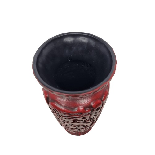 Vintage Red Haeger Vase, black and red abstract Gothic Mid Century Table Art - Picture 3 of 10