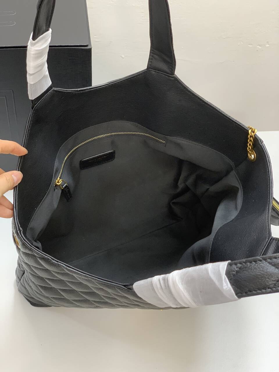 saint laurent black on black