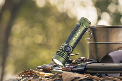 OLIGHT Seeker 4 Pro ODグリーン Olight Seeker 4 PRO OD Green Aluminum Handle 4,600 Lumens