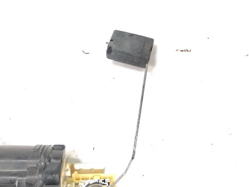 03 04 Honda CBR600 RR Gas Fuel Petcock Fuel Valve Needs Repair 16700-MEE-003 - Picture 5 of 9