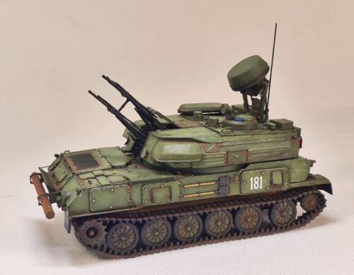 1/35 Russian ZSU-23-4 SHILKA Self-Propelled Anti-Aircraft Gun FINISHED (MENG ) - Picture 6 of 8