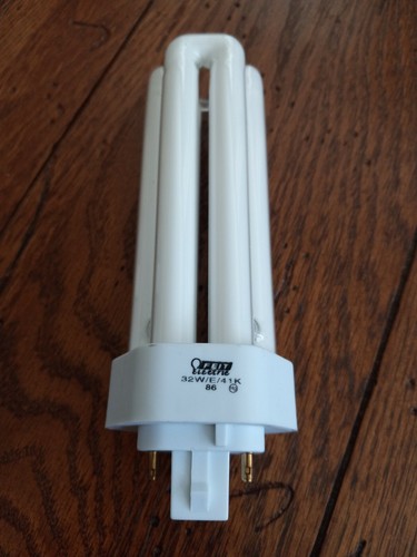 Feit Electric Cool White 32W Replacement Bulb Compact Fluorescent 4 Pin - Picture 7 of 10
