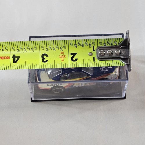 1/64 1997 Revell Collection Coors Light Robby Gordon #40 In Plastic Display Case - Picture 8 of 9