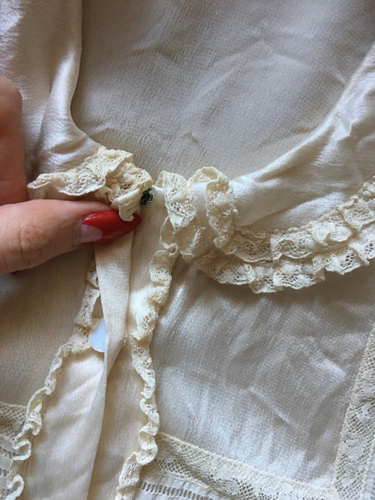 Vintage 1930s Cream Silky Satin Charmeuse Lace Puff Sleeve Faggotted Blouse XS - Picture 3 of 9