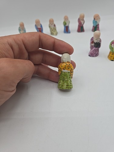 Vintage Chinese Famille Rose Miniature Porcelain Immortal Figurine ( Set Of 9) - Picture 15 of 19