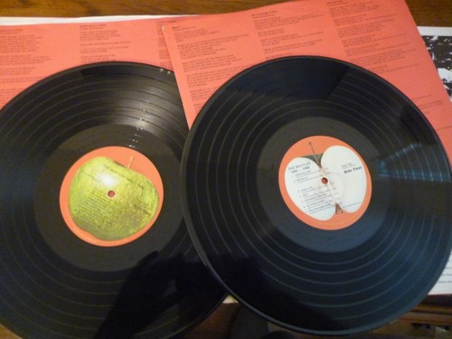 The Beatles - 1962 - 1968 2 LP set - Apple Records SKBO 3403 - Picture 4 of 6