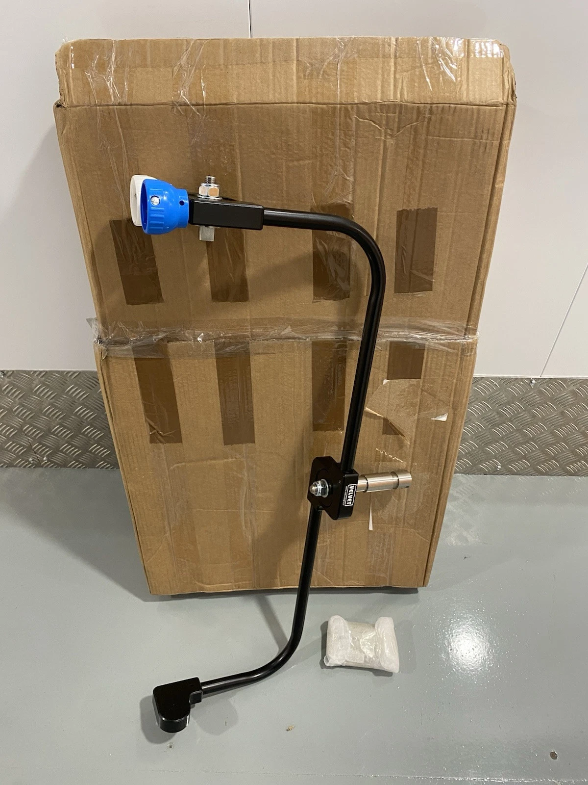 Velvet Pole Operated Yoke For VL2 With Plate And Screws VL2-Y-POLEOP Brand New