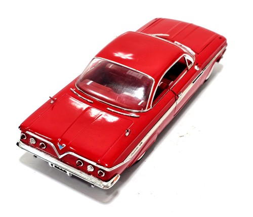 JADA SHOWROOM FLOOR 1961 CHEVY IMPALA RED 1:24 DIECAST MODEL CAR NO BOX - Picture 5 of 24
