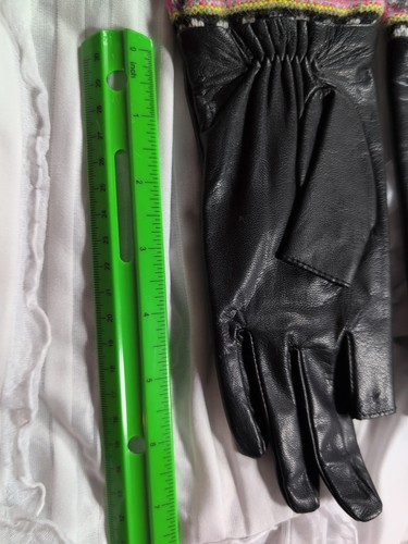 JUICY COUTURE Black Leather and Wool Long Texting Gloves Size S 2011 W/Box NWOT - Picture 5 of 7