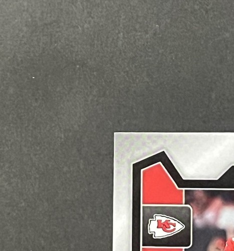 2023 Panini Prizm #149 Patrick Mahomes II Silver Prizm A - Picture 8 of 10