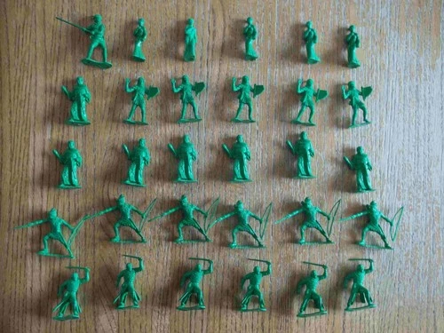1990's MARX Recast set of 30 Robin Hood Character Figures