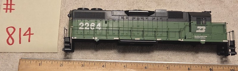 Athearn - HO Engine Parts - Lot #814 – Burlington Northern Shell – Used **READ**