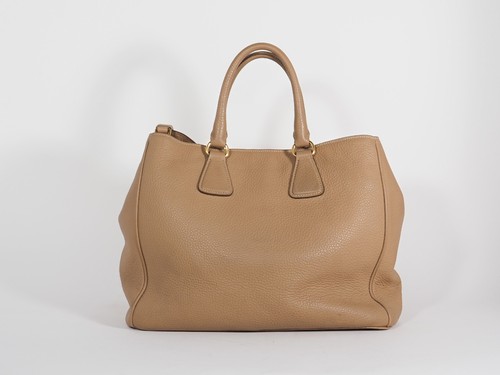 Prada Vitello Daino braune Ledertasche mit goldenen Beschlägen - Bild 5 von 15