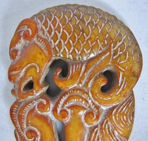 2.95" Antique ? Chinese Archaic Style Green & Orange Jade DRAGON FISH Pendant - Picture 8 of 12