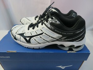 mizuno indoor court shoes