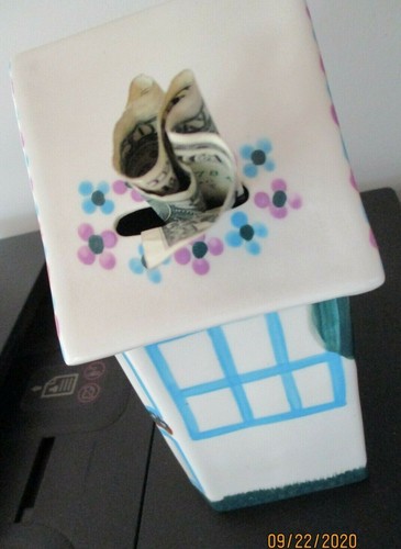 Vintage Handmade Hand Painted Signed and dated Tzedakah Box - Picture 8 of 10
