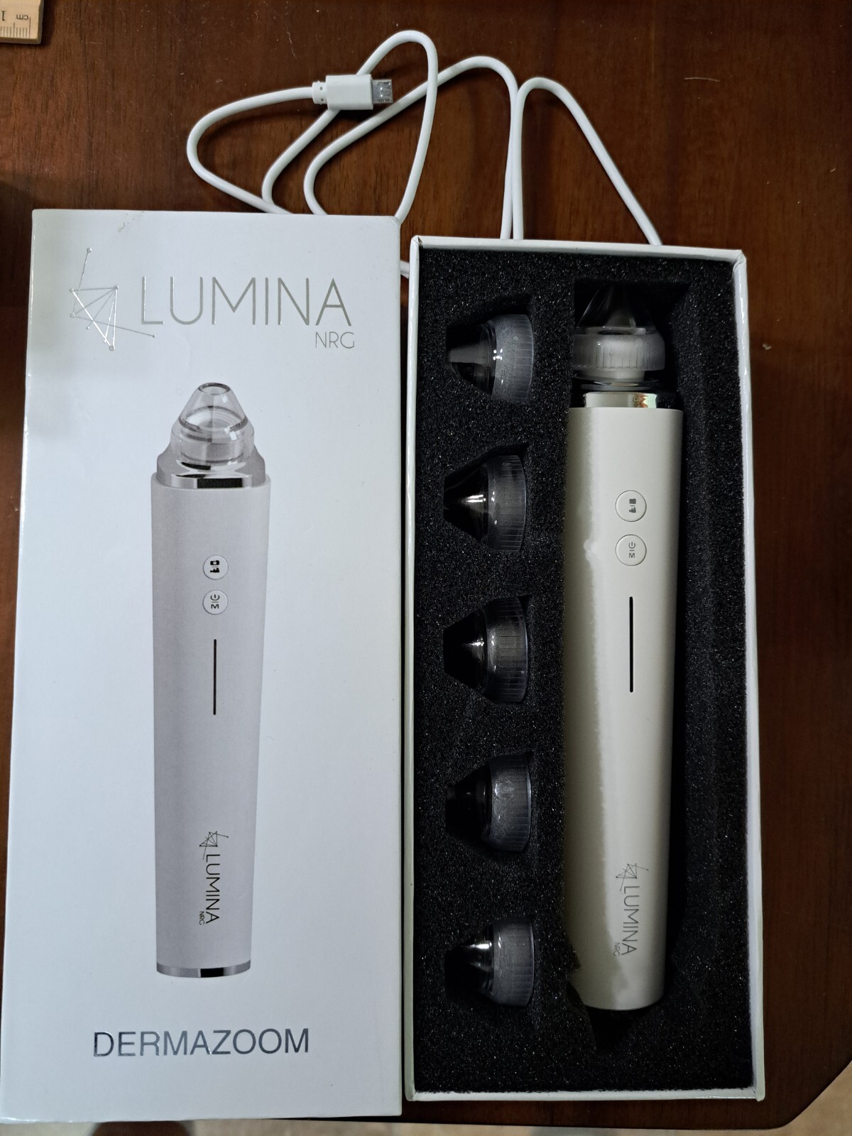 Lumina NRG Dermazoom Blackhead Remover With Attachments Open Box for