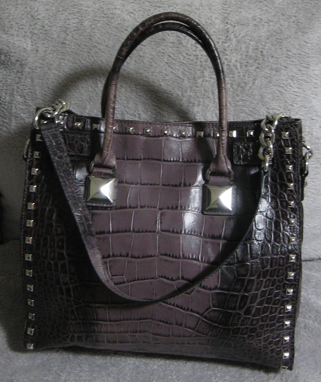 $425 MICHAEL KORS Croco Embossed Studded Grey Lea… - image 2