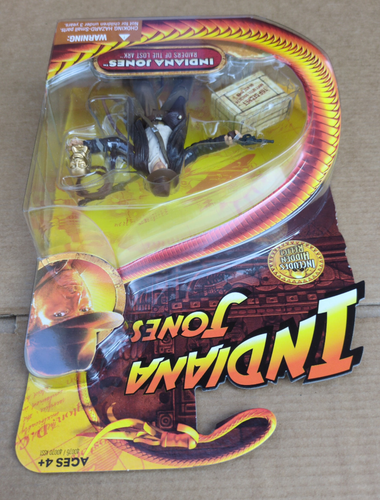 INDIANA JONES RAIDERS OF THE LOST ARC WITH GOLD IDOL & WHIP CRACKING ACTION N157 - Picture 13 of 14