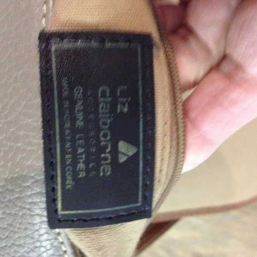 Vintage 80er Jahre LIZ CLAIBORNE Umhängetasche Tasche klein 1/2 Mond Leder taupe braun - Bild 11 von 14