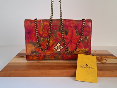 NWT Patricia Nash Giada Leather C/B, Floral Oil Paint