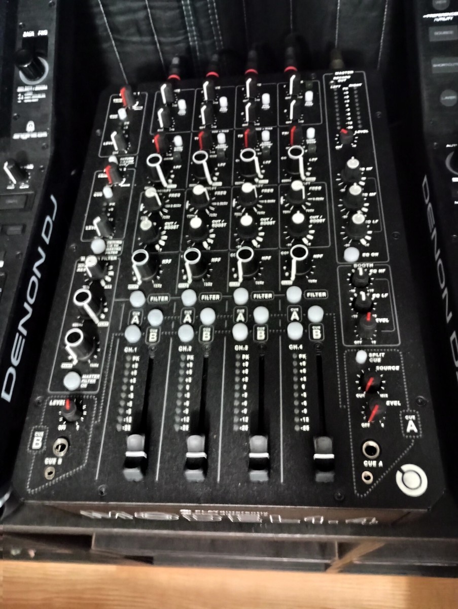PLAY DIFFERENTLY Model 1.4 4-Channel Premium Analog DJ Mixer | eBay